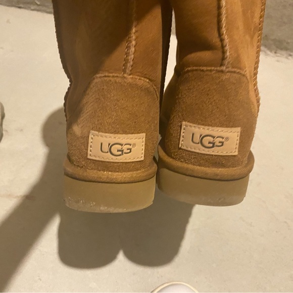 UGG chestnut classic short II - Picture 2 of 5